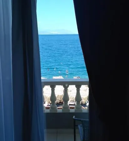 Seaside Szálloda 3*